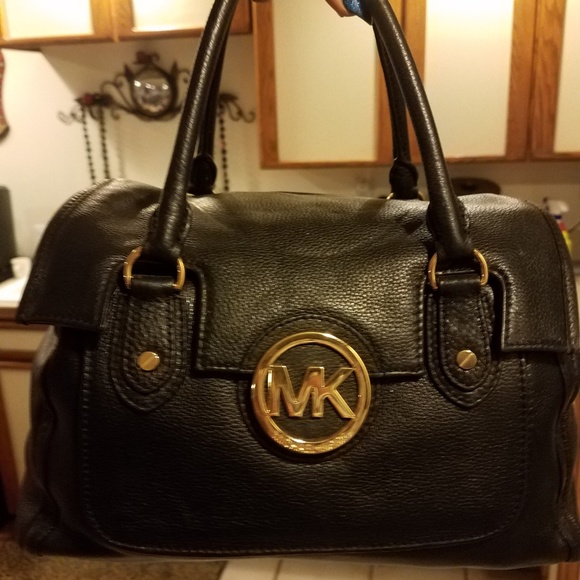 Michael Kors purse - Picture 2 of 4